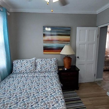Carmen Apartment Бриджтаун Экстерьер фото