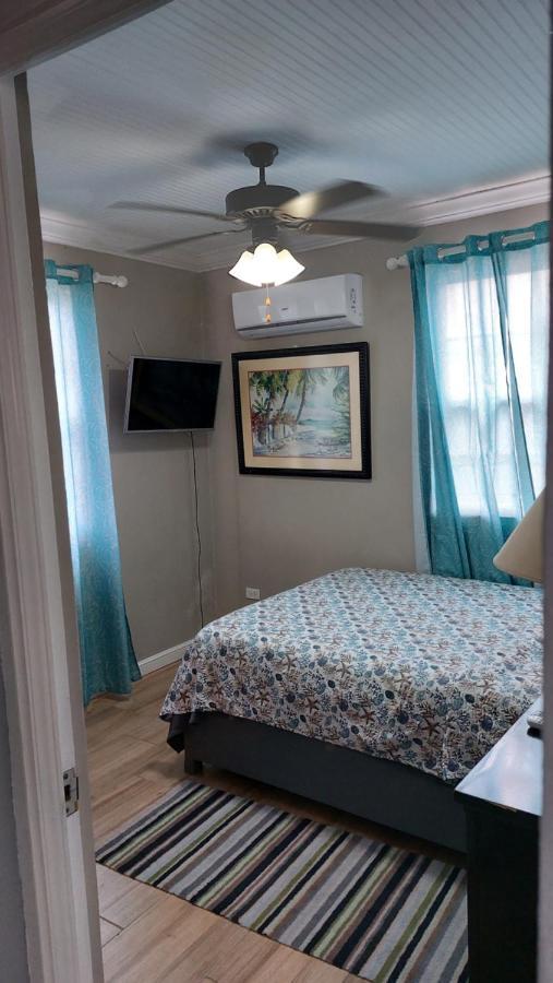 Carmen Apartment Бриджтаун Экстерьер фото