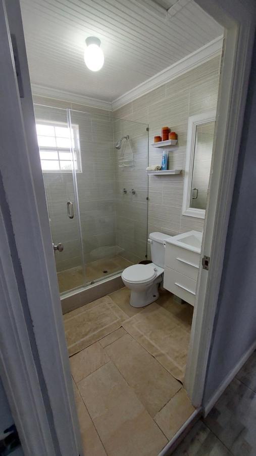 Carmen Apartment Бриджтаун Экстерьер фото